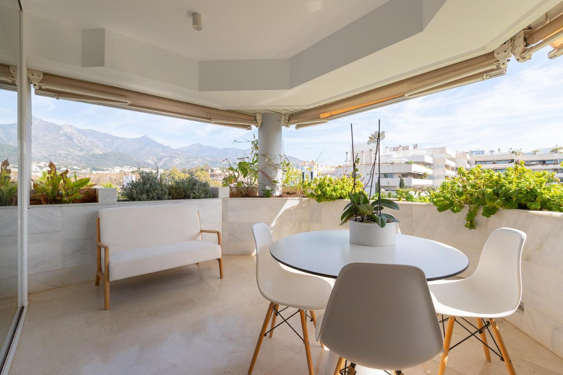 Lujoso Apartamento Con Piscina En Paseo Maritimo Marbella Exteriér fotografie