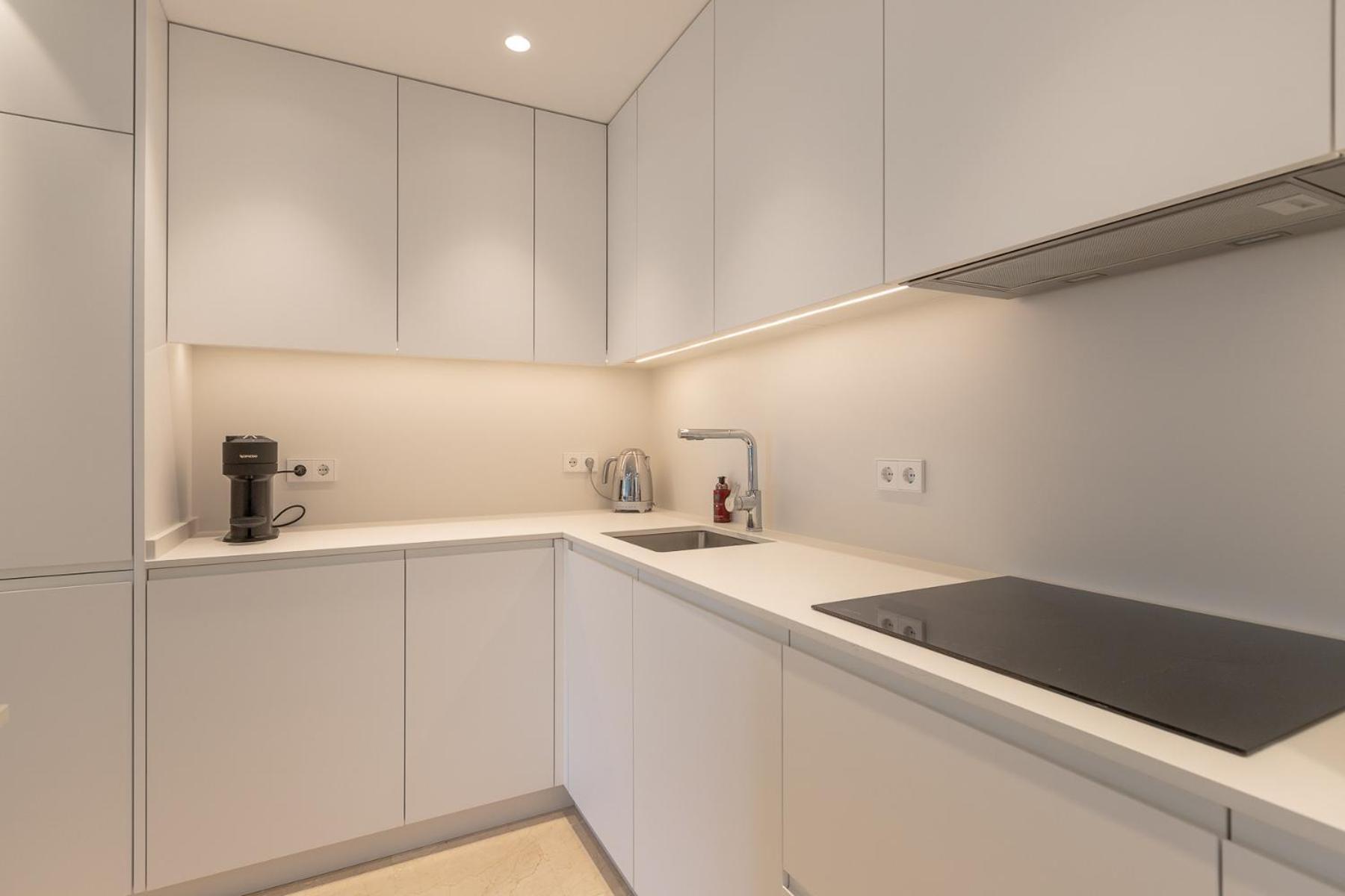 Lujoso Apartamento Con Piscina En Paseo Maritimo Marbella Exteriér fotografie