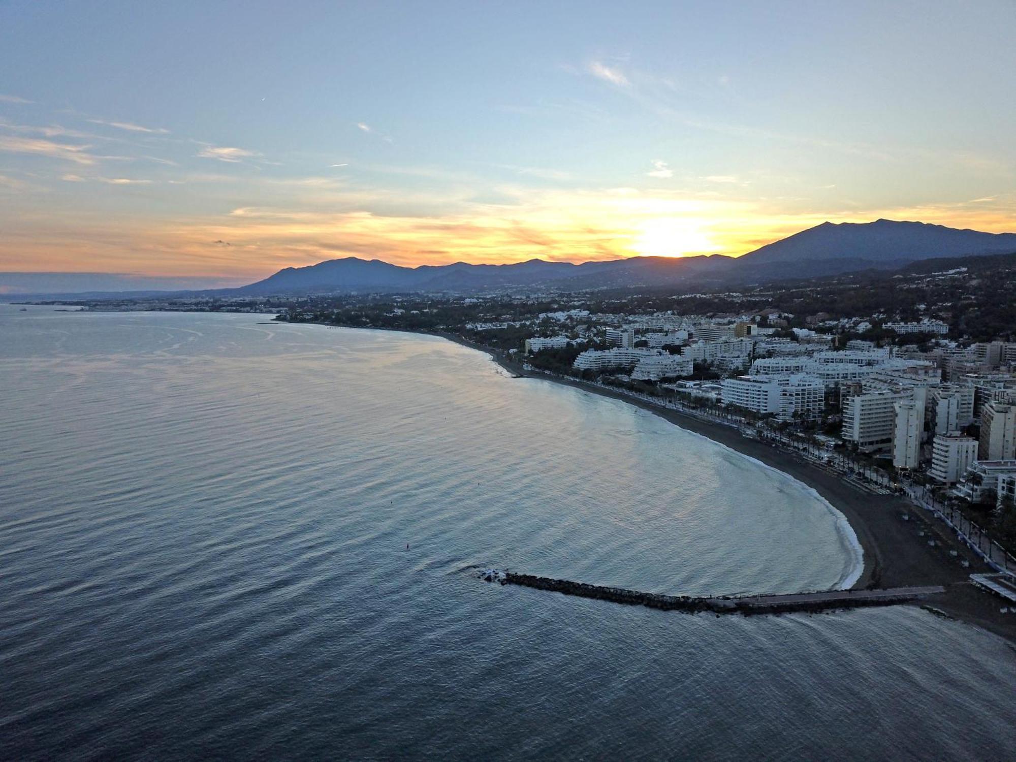 Lujoso Apartamento Con Piscina En Paseo Maritimo Marbella Exteriér fotografie